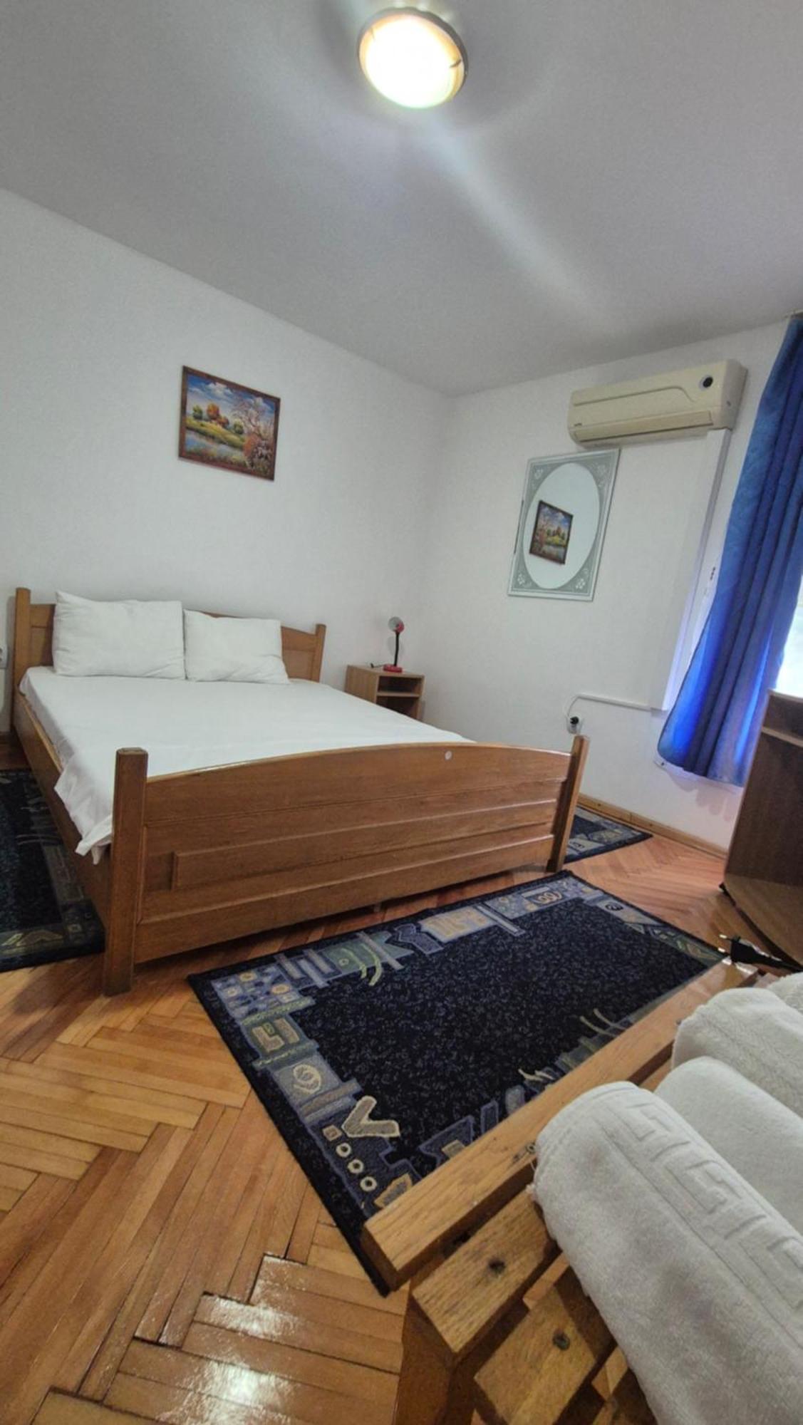 Vila Crinilor Calimanesti Luaran gambar